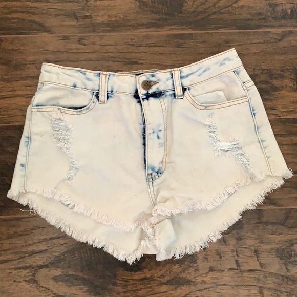 Shorts - Picture 1 of 3